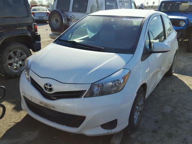 JTDJTUD32CD506191 - 2012 TOYOTA YARIS WHITE photo 2