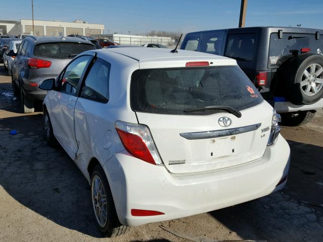 JTDJTUD32CD506191 - 2012 TOYOTA YARIS WHITE photo 3