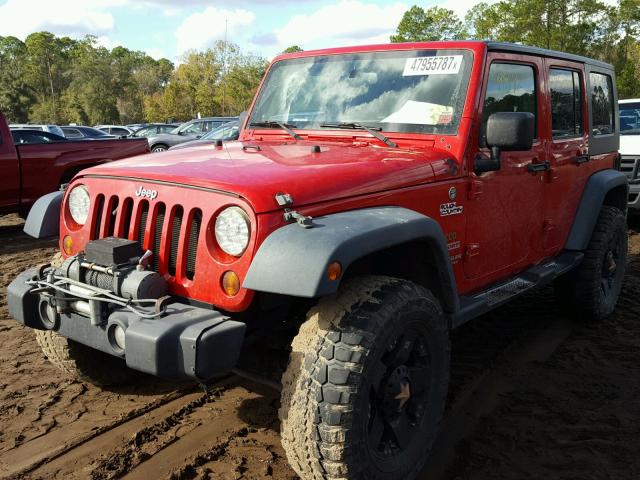 1J4BA3H17AL197568 - 2010 JEEP WRANGLER U RED photo 2