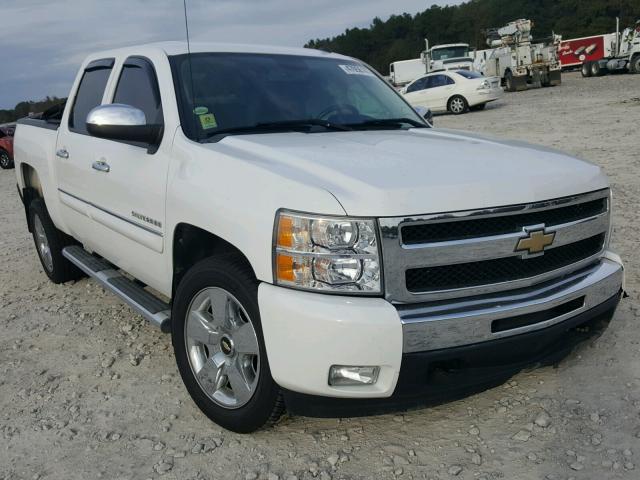 3GCPCSE09BG196643 - 2011 CHEVROLET SILVERADO WHITE photo 1