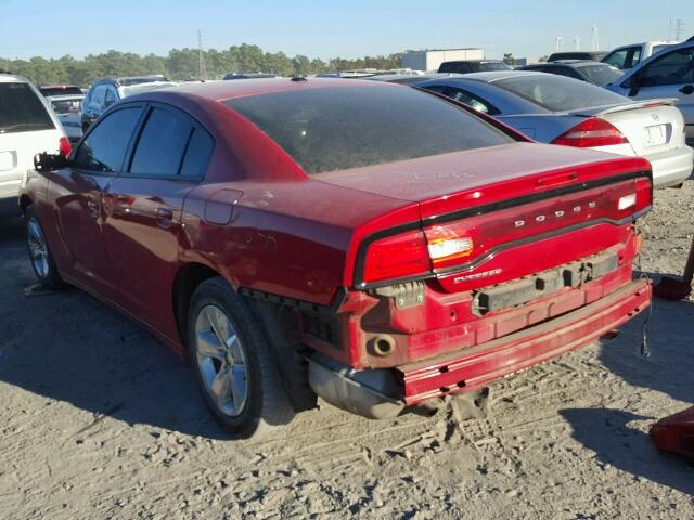 2C3CDXBG3DH519814 - 2013 DODGE CHARGER SE RED photo 3