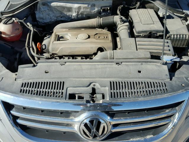 WVGAV75N69W516730 - 2009 VOLKSWAGEN TIGUAN S SILVER photo 7