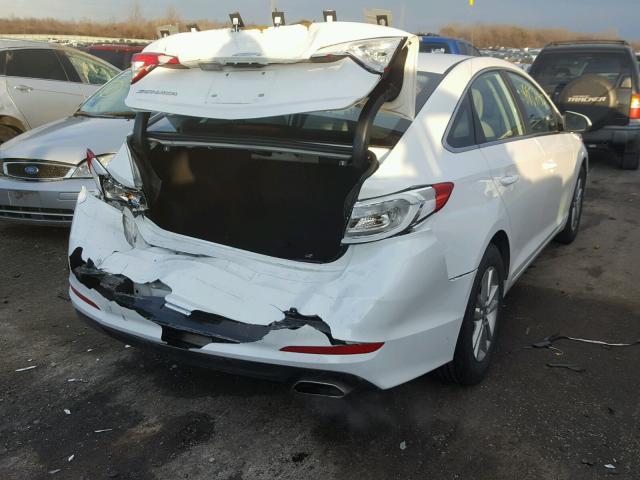 5NPE24AF0HH569231 - 2017 HYUNDAI SONATA SE WHITE photo 4