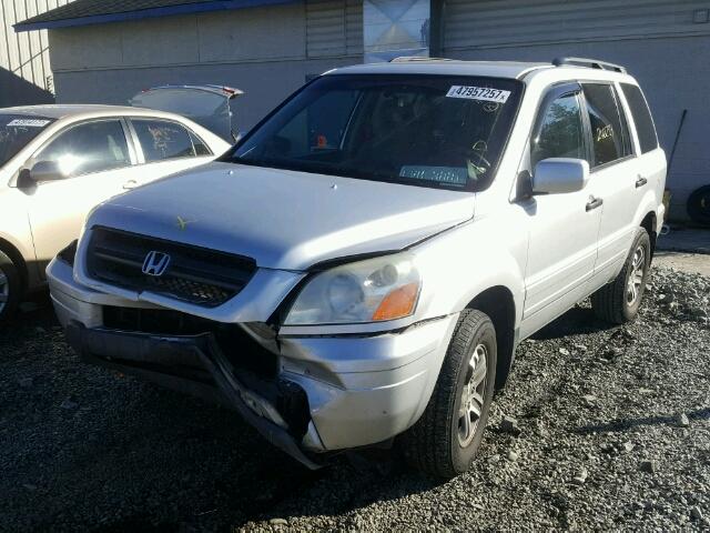 5FNYF18445B051184 - 2005 HONDA PILOT EX SILVER photo 2