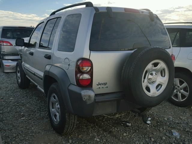 1J4GL48K06W201092 - 2006 JEEP LIBERTY SP SILVER photo 3