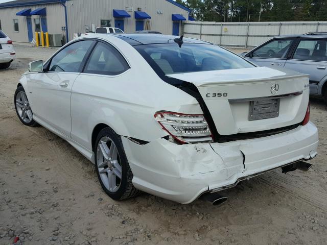 WDDGJ8JB2CF894939 - 2012 MERCEDES-BENZ C 350 4MAT WHITE photo 3