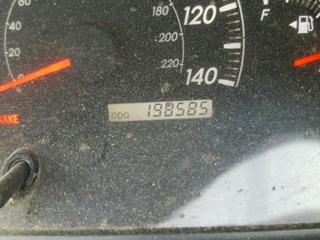 4T1BE32K45U103024 - 2005 TOYOTA CAMRY LE 银色 照片 8