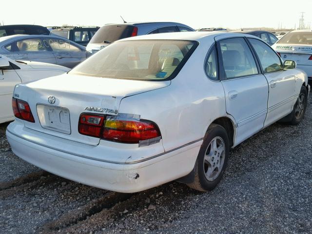 4T1BF18B1XU310031 - 1999 TOYOTA AVALON XL WHITE photo 4