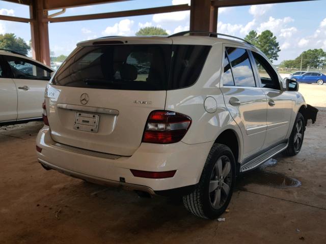 4JGBB8GB8BA652608 - 2011 MERCEDES-BENZ ML 350 4MA WHITE photo 4