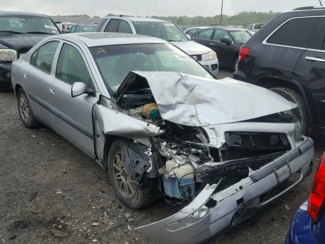 YV1RS61T442380252 - 2004 VOLVO S60 Արծաթագույն լուսանկար 1