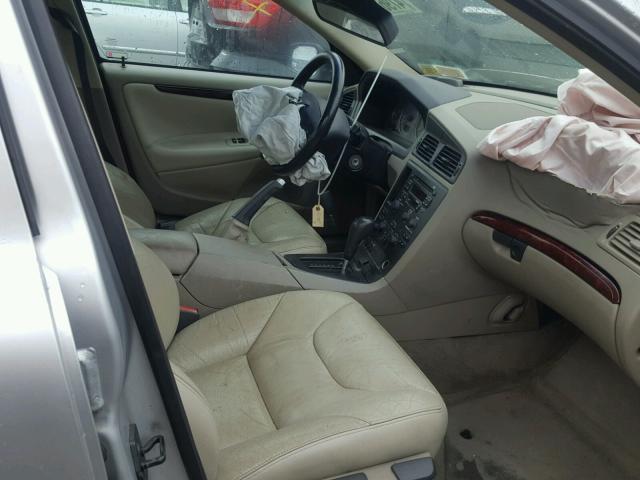 YV1RS61T442380252 - 2004 VOLVO S60 Արծաթագույն լուսանկար 5