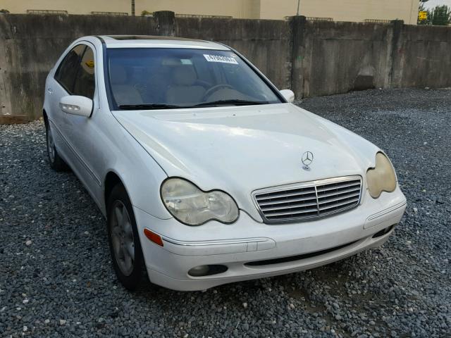 WDBRF61J11F116529 - 2001 MERCEDES-BENZ C 240 WHITE photo 1