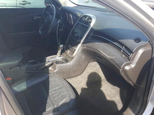 1G11F5SL3FF317034 - 2015 CHEVROLET MALIBU LTZ 银色 照片 5