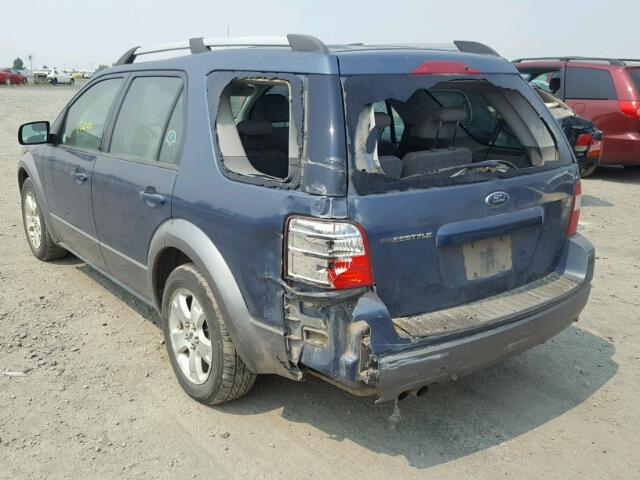 1FMDK02185GA59163 - 2005 FORD FREESTYLE BLUE photo 3