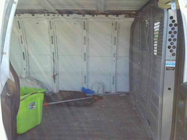 1GCSGAFX5E1129187 - 2014 CHEVROLET EXPRESS G1 WHITE photo 6