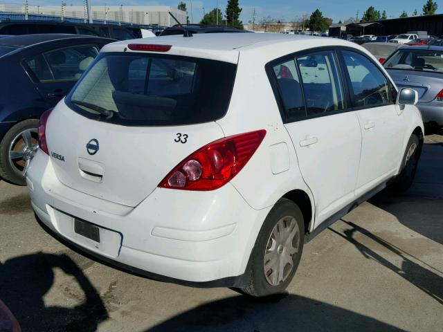 3N1BC1CP6BL366245 - 2011 NISSAN VERSA S WHITE photo 4