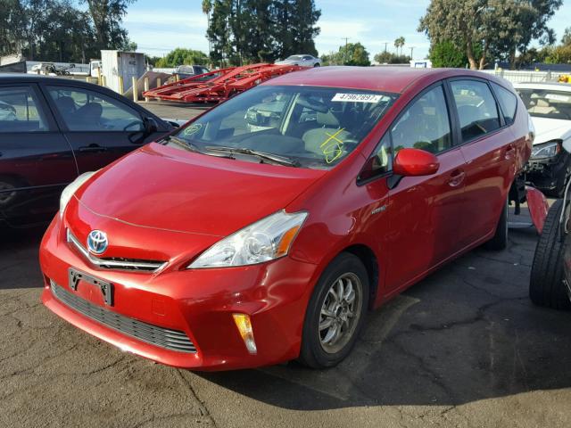 JTDZN3EU1D3263429 - 2013 TOYOTA PRIUS V RED photo 2