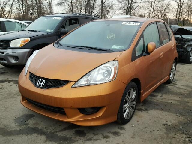 JHMGE8H58BS006729 - 2011 HONDA FIT SPORT ORANGE photo 2