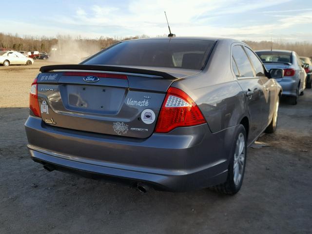 3FAHP0HG2CR230066 - 2012 FORD FUSION SE GRAY photo 4