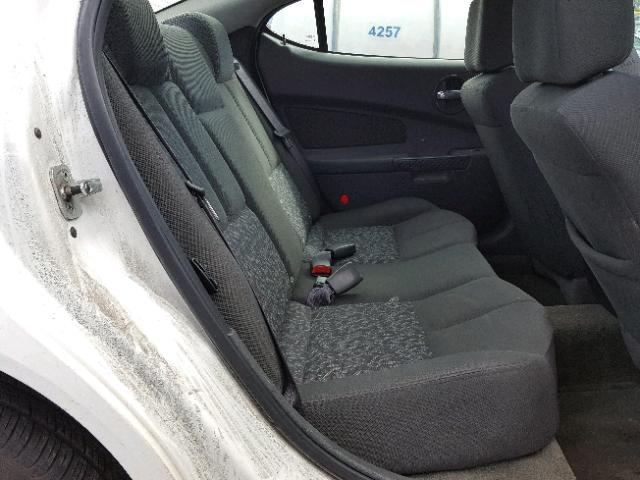 2G2WP522141138405 - 2004 PONTIAC GRAND PRIX WHITE photo 6