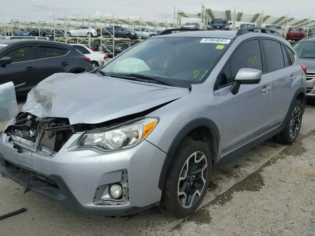 JF2GPABC2G8307562 - 2016 SUBARU CROSSTREK SILVER photo 2