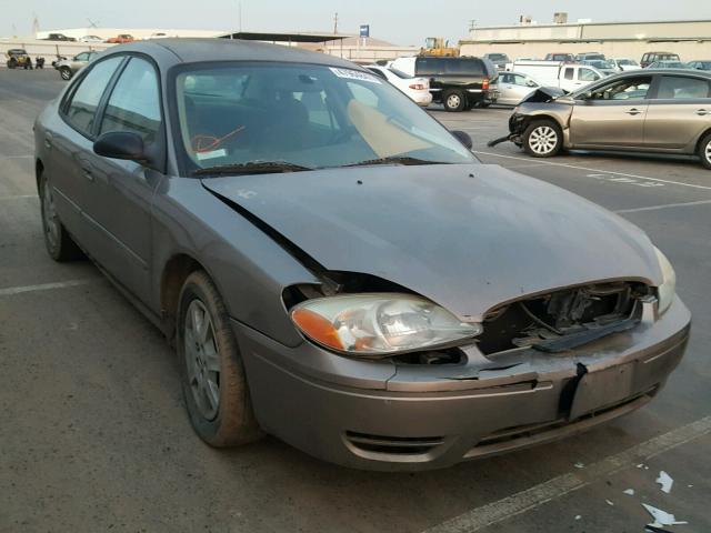 1FAFP53U66A104003 - 2006 FORD TAURUS SE BROWN photo 1