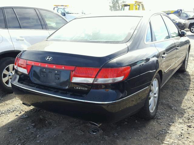 KMHFC46F66A056902 - 2006 HYUNDAI AZERA SE BLACK photo 4