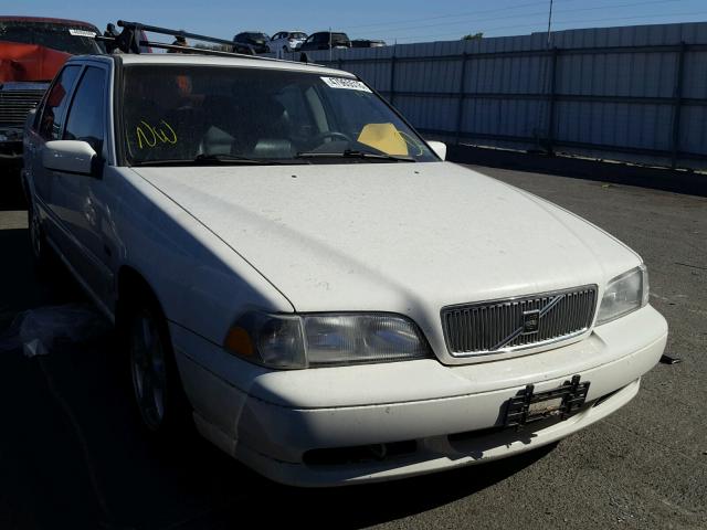 YV1LS5646W2443100 - 1998 VOLVO S70 GLT WHITE photo 1