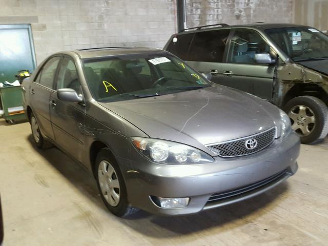 4T1BE30K56U716872 - 2006 TOYOTA CAMRY LE GRAY photo 1