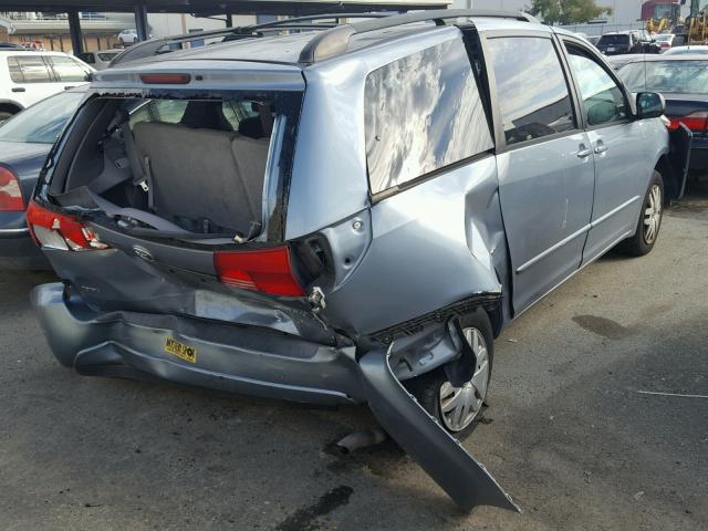 5TDZA23C54S088438 - 2004 TOYOTA SIENNA CE BLUE photo 4