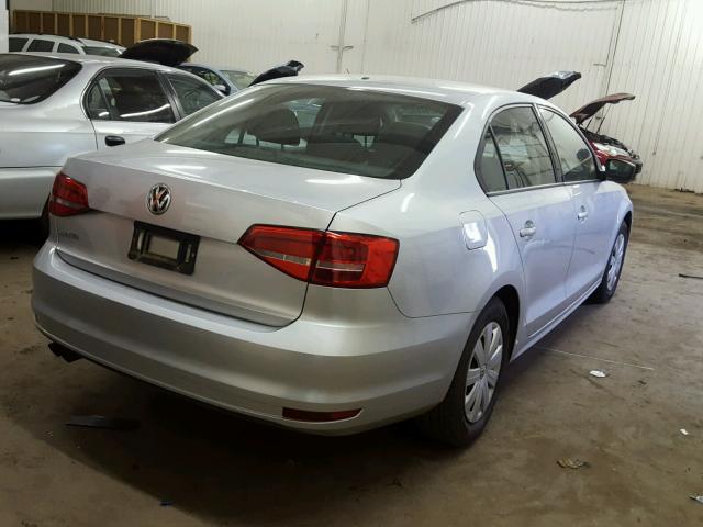 3VW2K7AJ2FM292157 - 2015 VOLKSWAGEN JETTA BASE 白色 照片 4