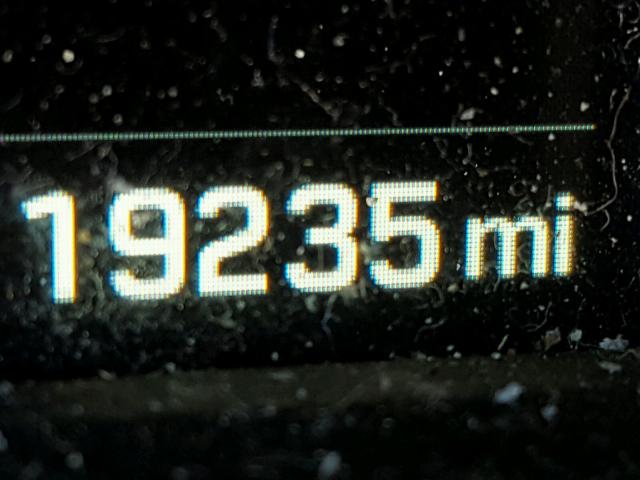 5XYZW4LA4HG502212 - 2017 HYUNDAI SANTA FE S SILVER photo 8