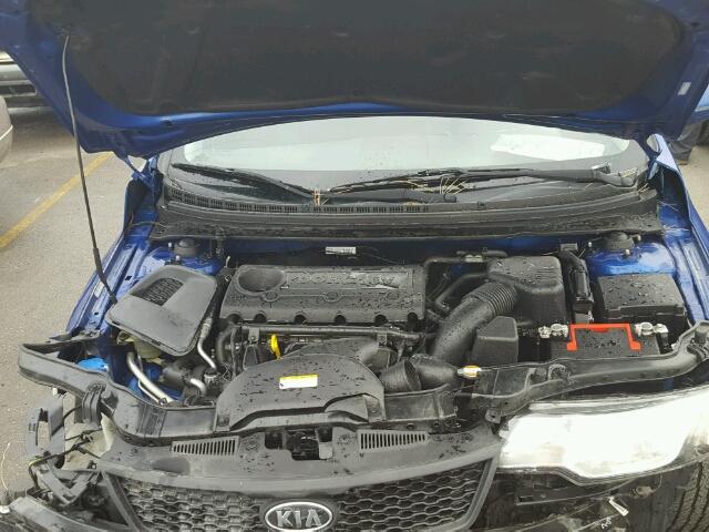 KNAFU6A22C5583967 - 2012 KIA FORTE EX BLUE photo 7