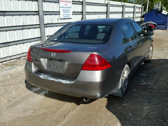 1HGCM56757A000472 - 2007 HONDA ACCORD EX GRAY photo 4