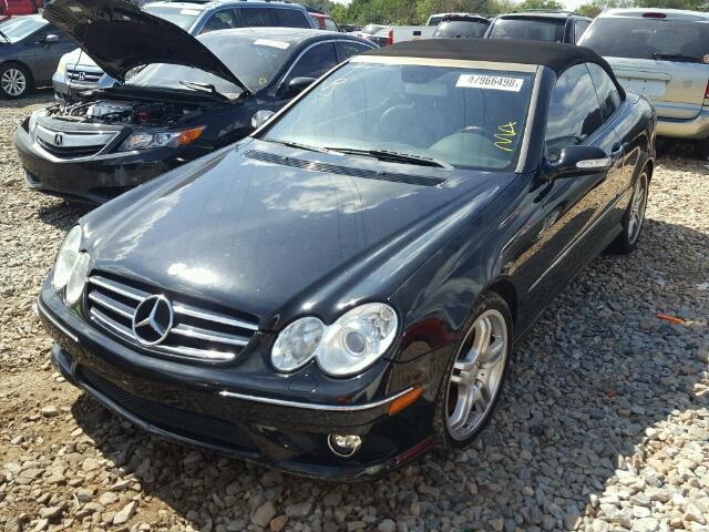 WDBTK72F08T096562 - 2008 MERCEDES-BENZ CLK 550 BLACK photo 2