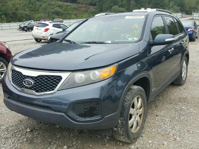 5XYKTDA29BG143971 - 2011 KIA SORENTO BA BLUE photo 2