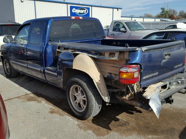 2GCEC19T521158423 - 2002 CHEVROLET SILVERADO BLUE photo 3