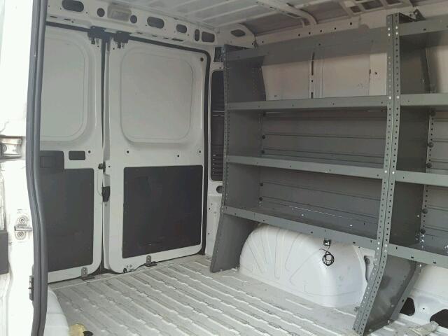 3C6TRVNGXGE111976 - 2016 RAM PROMASTER 白色 照片 9