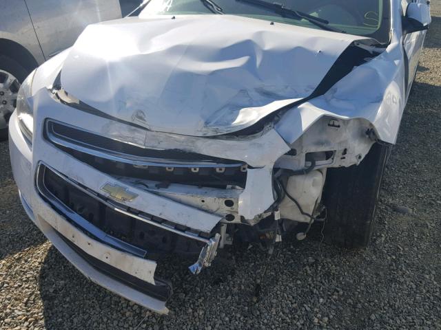 1G1ZC5E10BF139115 - 2011 CHEVROLET MALIBU 1LT WHITE photo 9