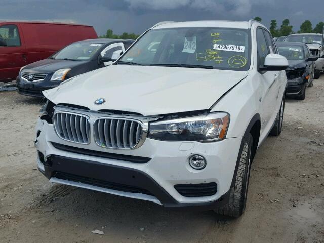 5UXWZ7C32H0V92493 - 2017 BMW X3 SDRIVE2 WHITE photo 2