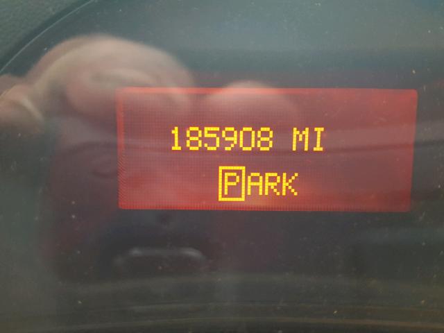 2G2WP552261234848 - 2006 PONTIAC GRAND PRIX BLACK photo 8