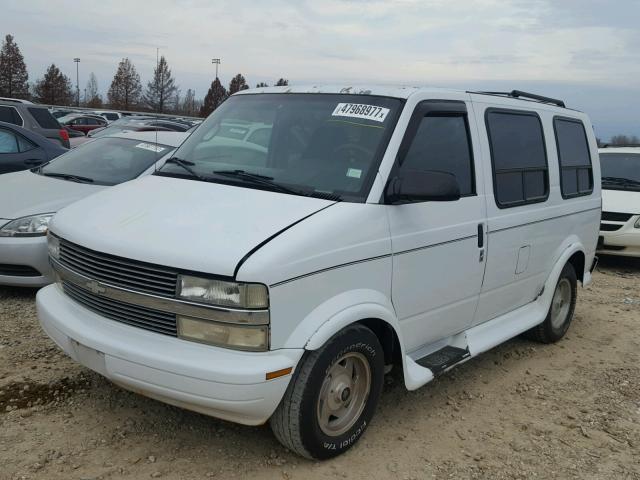 1GBDM19W0SB266732 - 1995 CHEVROLET ASTRO WHITE photo 2