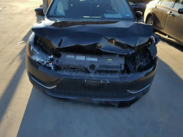 1VWAT7A35FC048238 - 2015 VOLKSWAGEN PASSAT S Սև լուսանկար 9