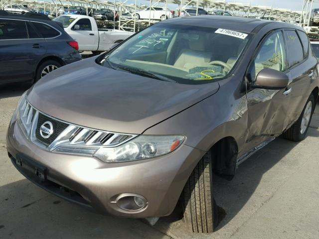 JN8AZ1MW7AW122968 - 2010 NISSAN MURANO S GOLD photo 2