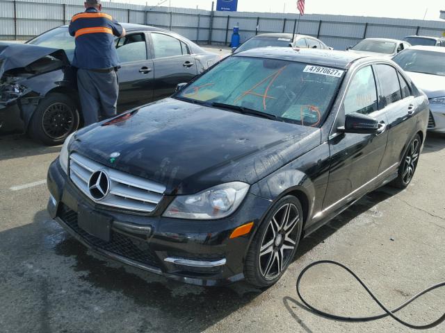 WDDGF4HB9DA775347 - 2013 MERCEDES-BENZ C 250 BLACK photo 2