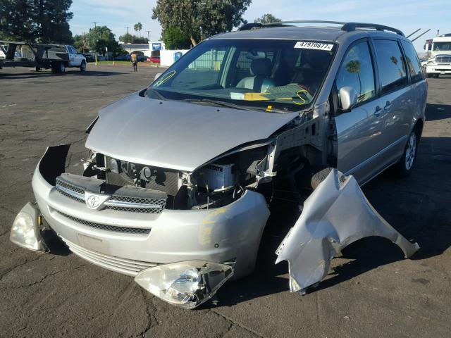 5TDBA22C35S036004 - 2005 TOYOTA SIENNA XLE SILVER photo 2