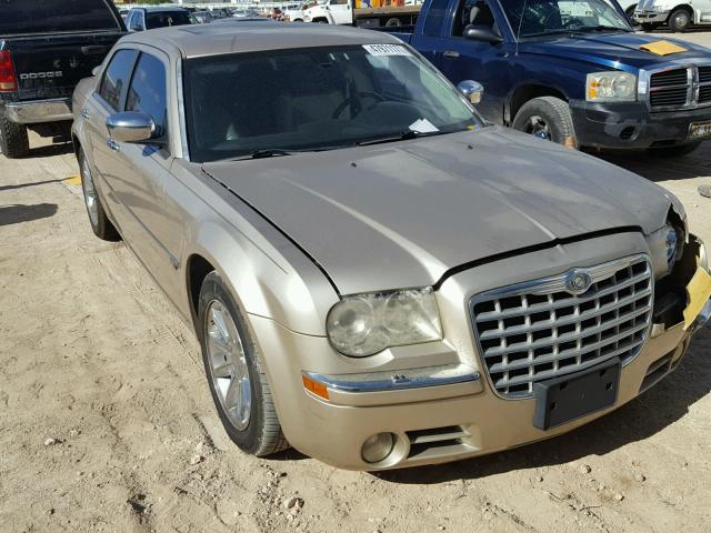 2C3KA63H66H319468 - 2006 CHRYSLER 300C GOLD photo 1