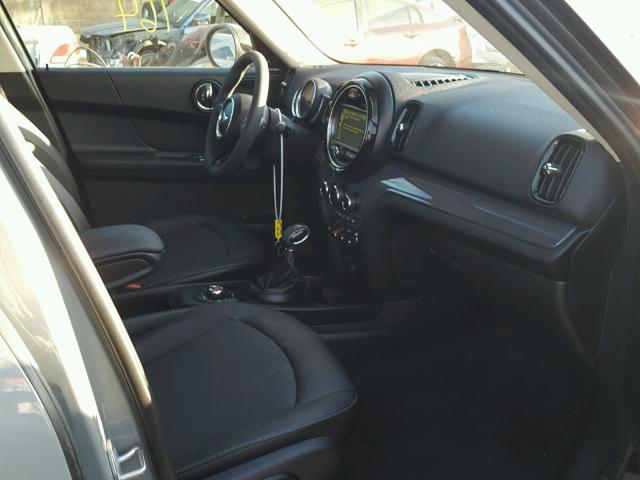 WMZYS7C35J3E07665 - 2018 MINI COOPER COU GRAY photo 5