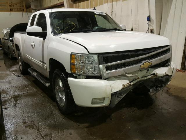 1GCSKTE34AZ177185 - 2010 CHEVROLET SILVERADO WHITE photo 1