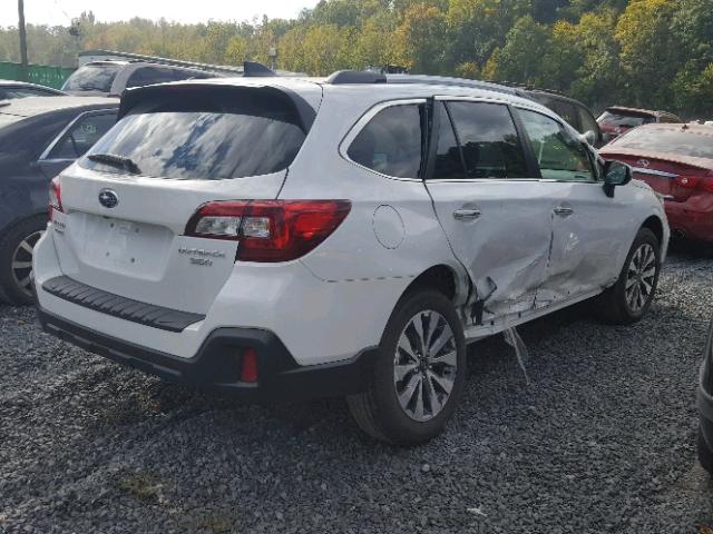 4S4BSETC4J3388268 - 2018 SUBARU OUTBACK TO WHITE photo 4